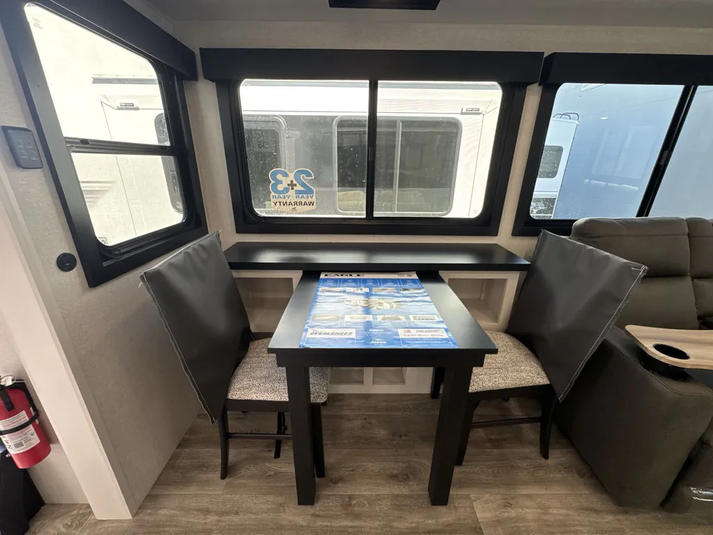 2026 Jayco Eagle 321RSTS, Photos photo 9