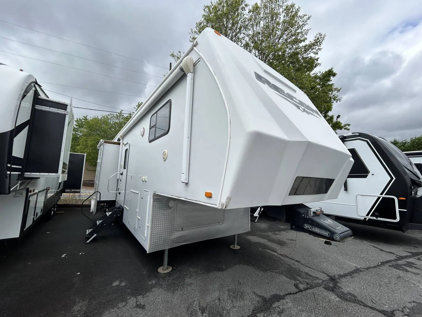 2008 Jayco RECON ZX 37U - Photo 2