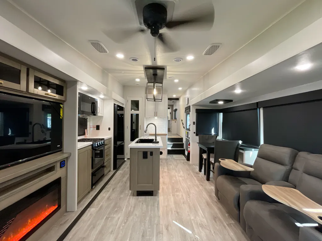 2026 Jayco Eagle 321RSTS, Photos photo 3