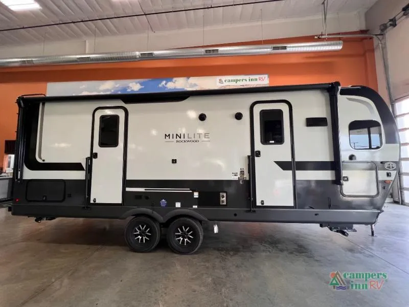2026 Forest River Rockwood Mini Lite 2506FK - Photo 4