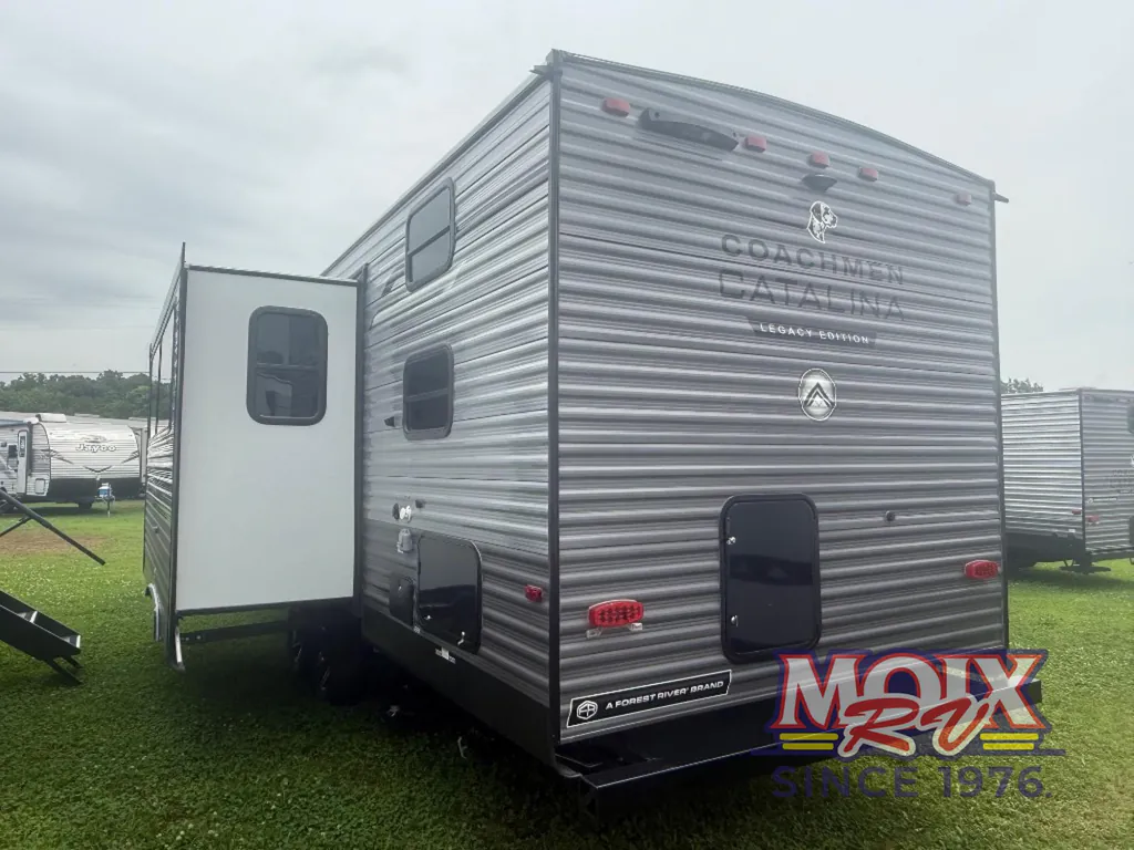 2026 Coachmen Catalina Legacy Edition 273DBHCK, Photos photo 7