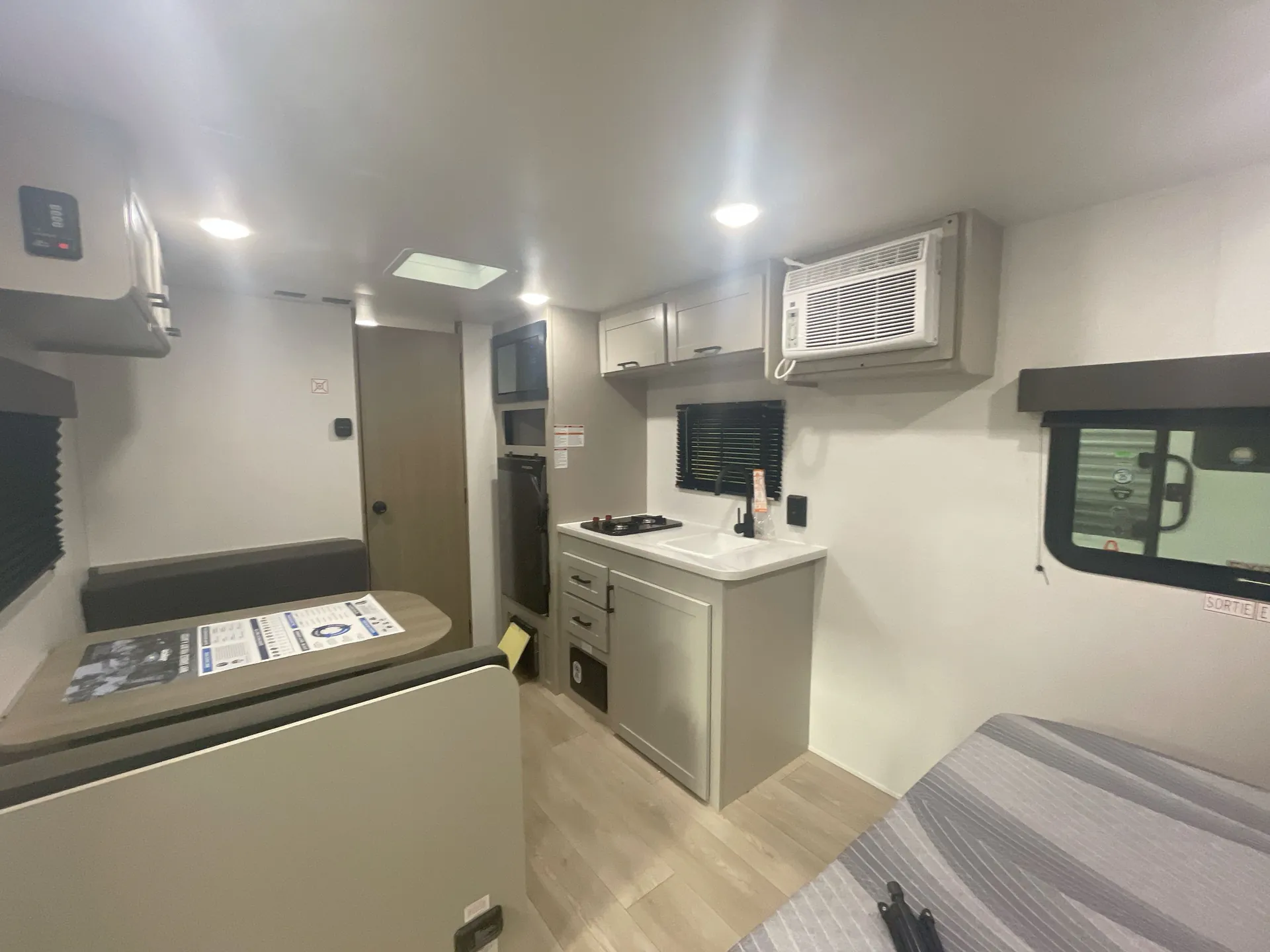2027 Jayco Jay Flight Sport Edition 170FQW — living area main