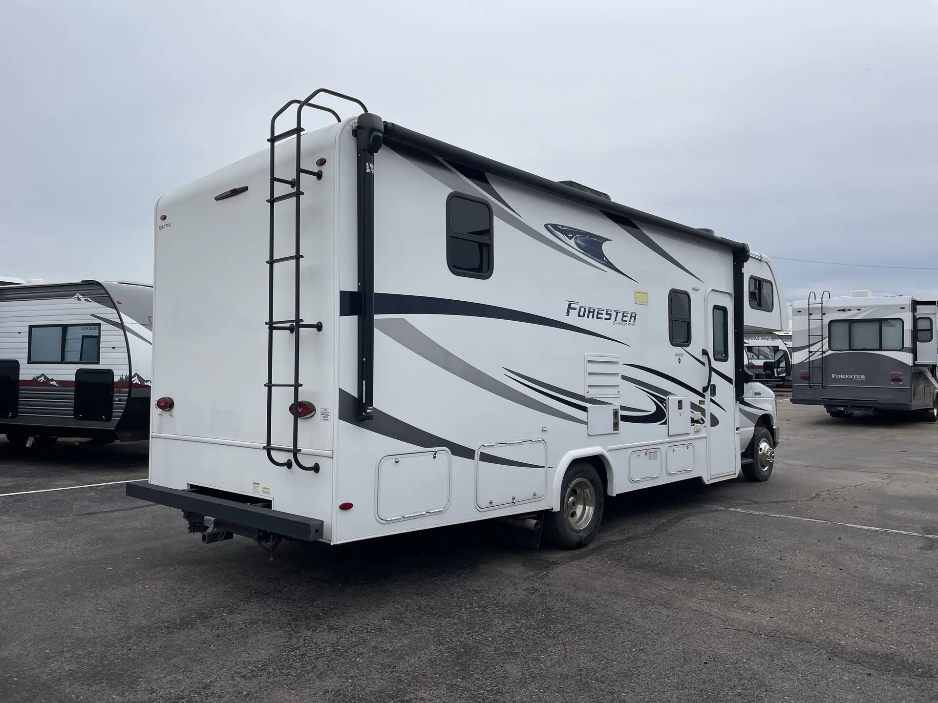 2020 Forest River Forester 2441DS — off campside