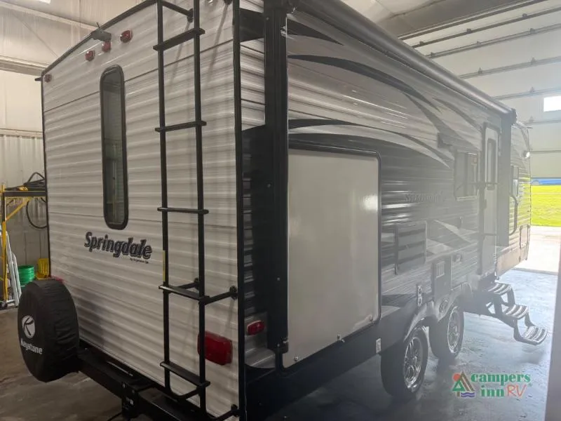 2015 Keystone Springdale 225RB - Photo 3