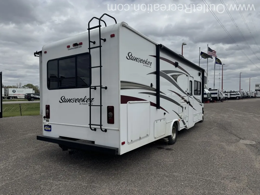2016 Forest River Sunseeker 3050S - Photo 3