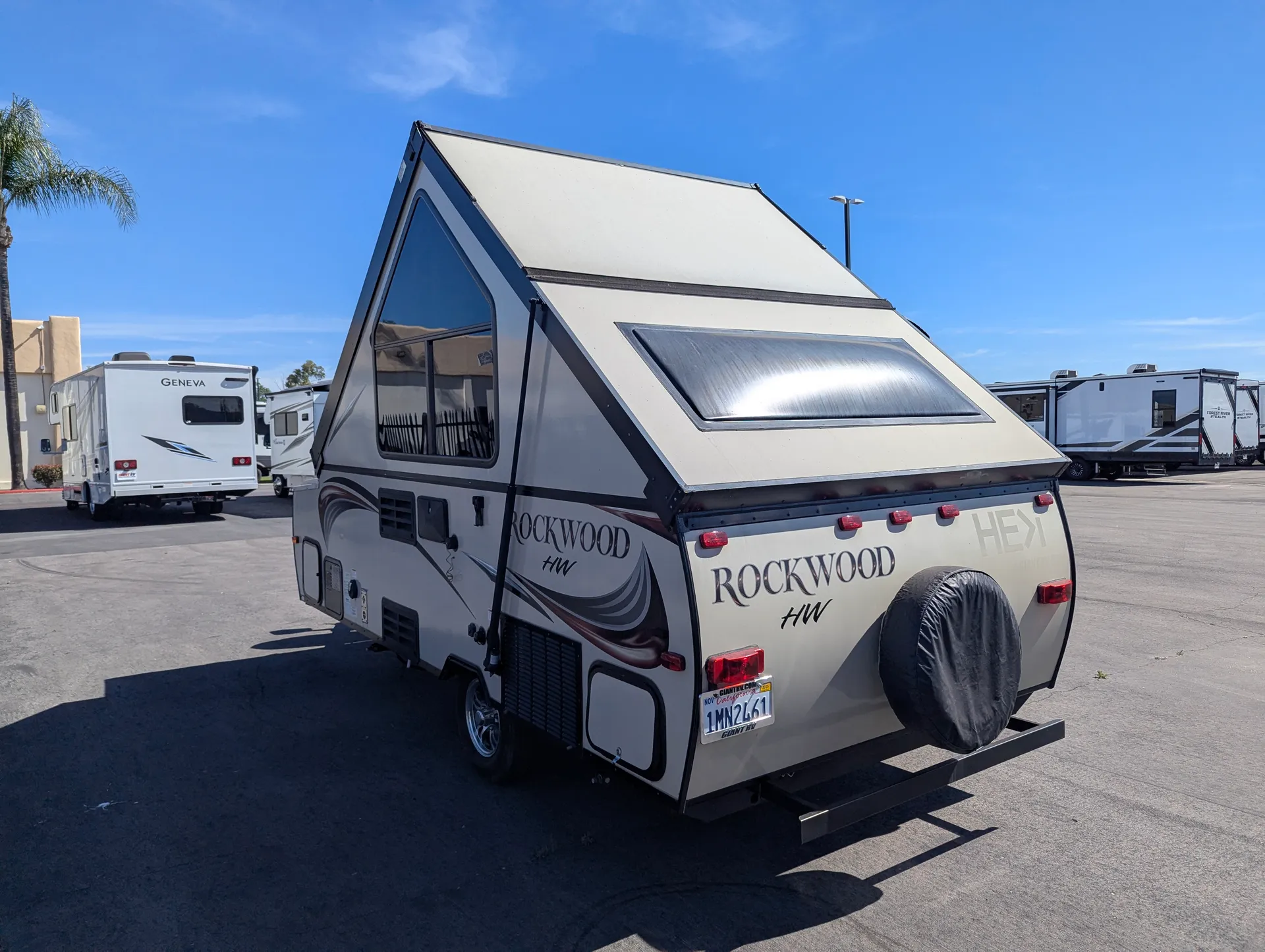 2016 Forest River Rockwood Hard Side A192HW - Photo 4