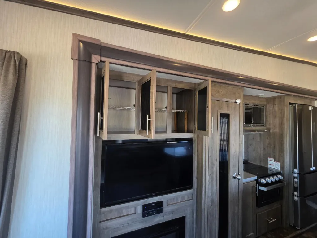 2020 Forest River Sabre 36BHQ, Photos photo 20