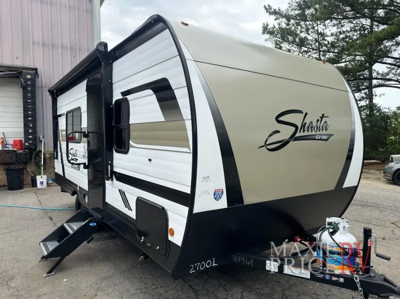 2027 Shasta Compact 18FQ - Photo 2
