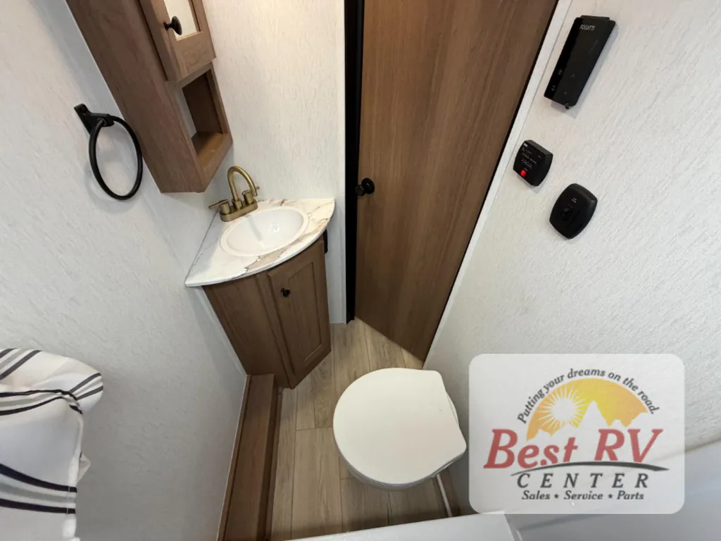 2027 Coachmen Apex Nano 186BH, Photos photo 59