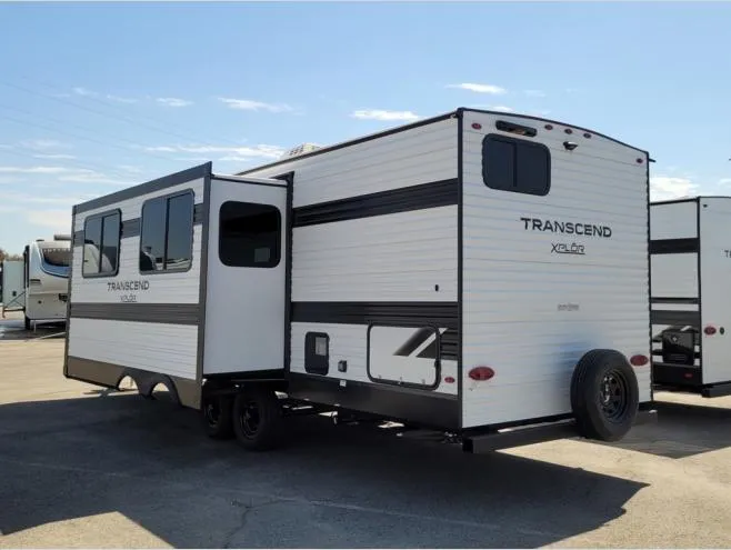 2026 Grand Design Transcend Xplor 27DBX - Photo 4