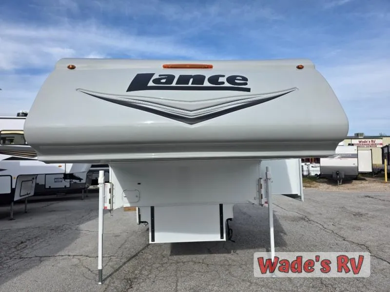 2026 Lance Lance Truck Campers New    1172 - Photo 3