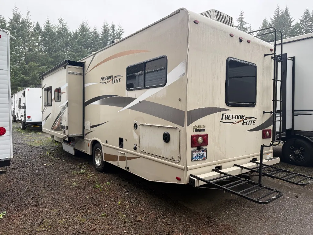 2017 Thor Motor Coach Freedom Elite 30FE - Photo 4