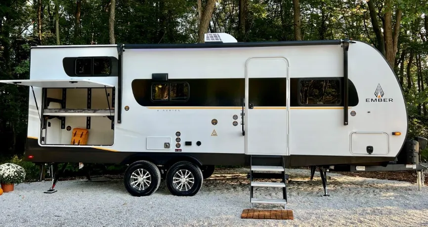 Ember RV E-Series 21FBE exterior