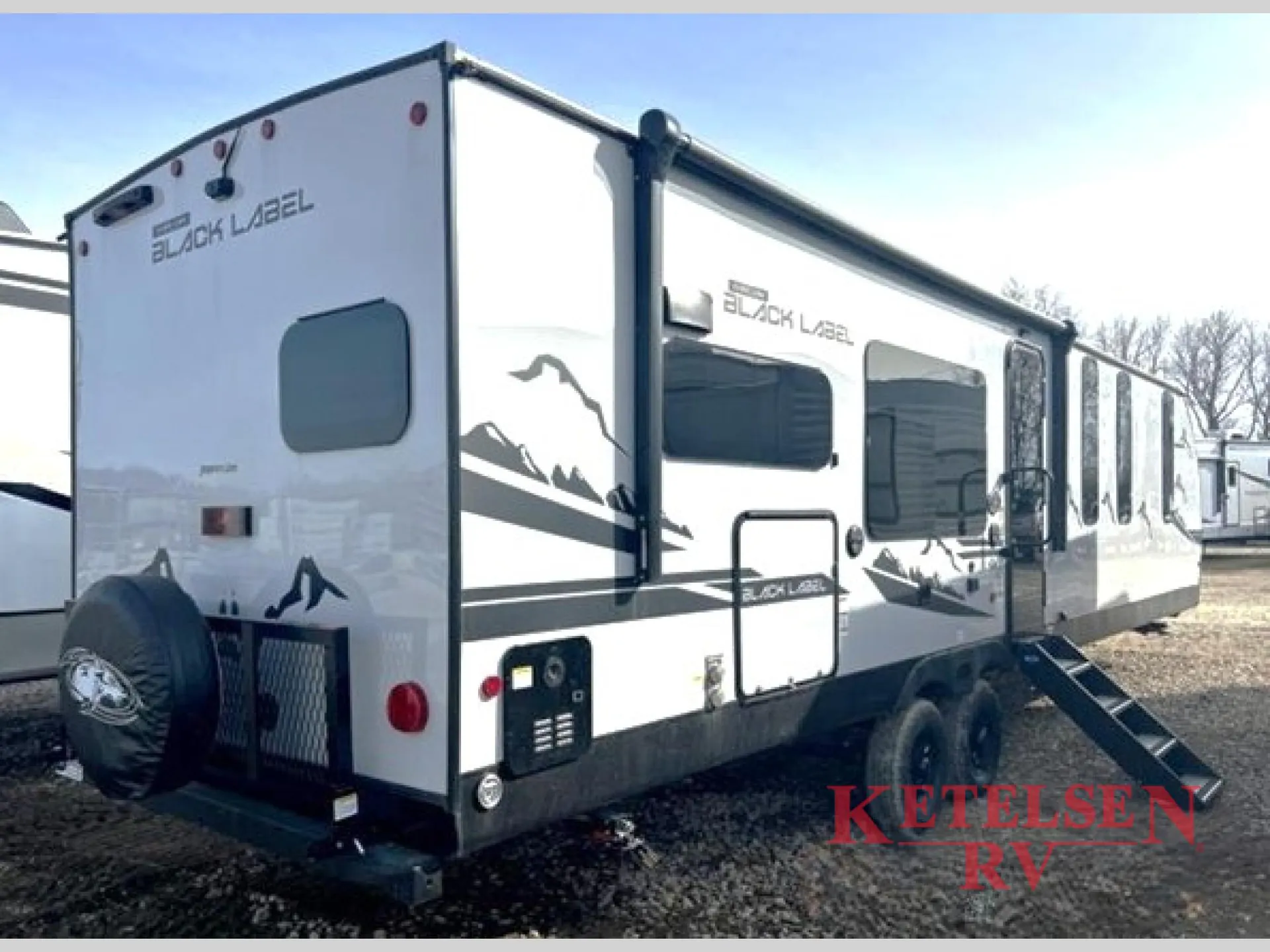 2023 Forest River Cherokee Black Label 304RKBL - Photo 3