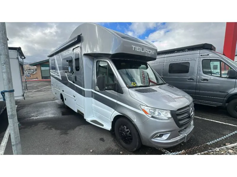 2026 Thor Motor Coach Tiburon 24XL - Photo 2
