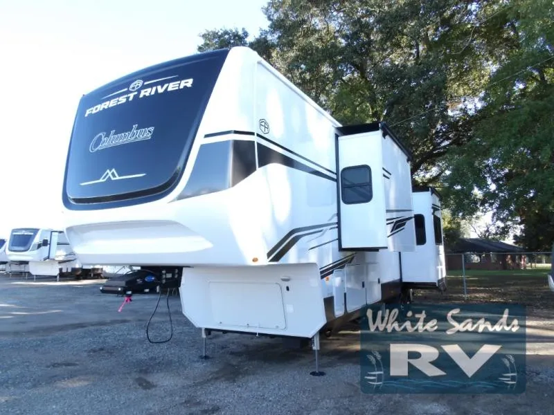2026 Palomino Columbus 384RKH - Photo 3