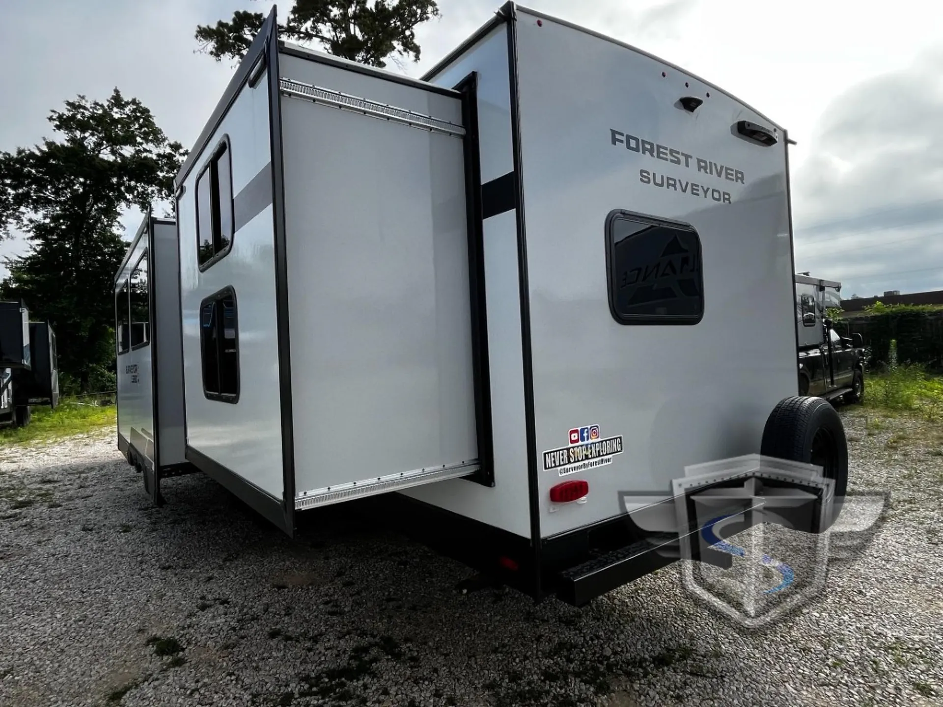 2026 Forest River Surveyor Legend 303BHLE - Photo 3