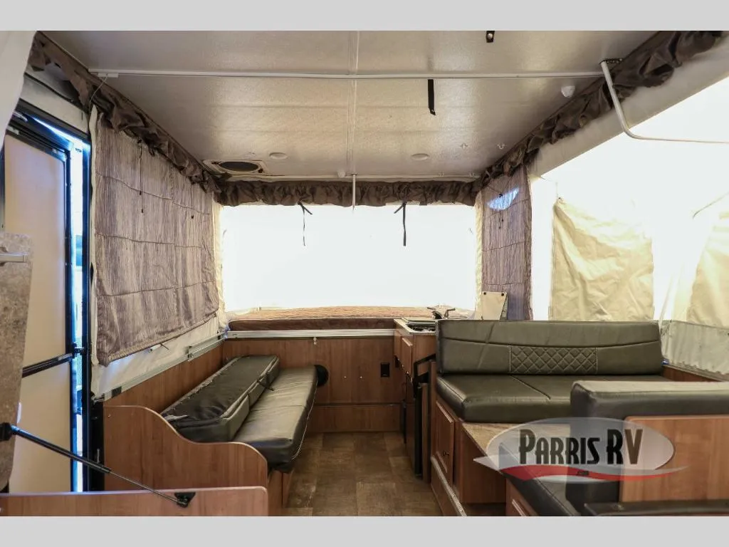2019 Forest River Rockwood Premier 2516G - Photo 2