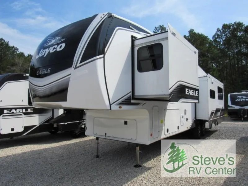2026 Jayco Eagle 335LSTS - Photo 3