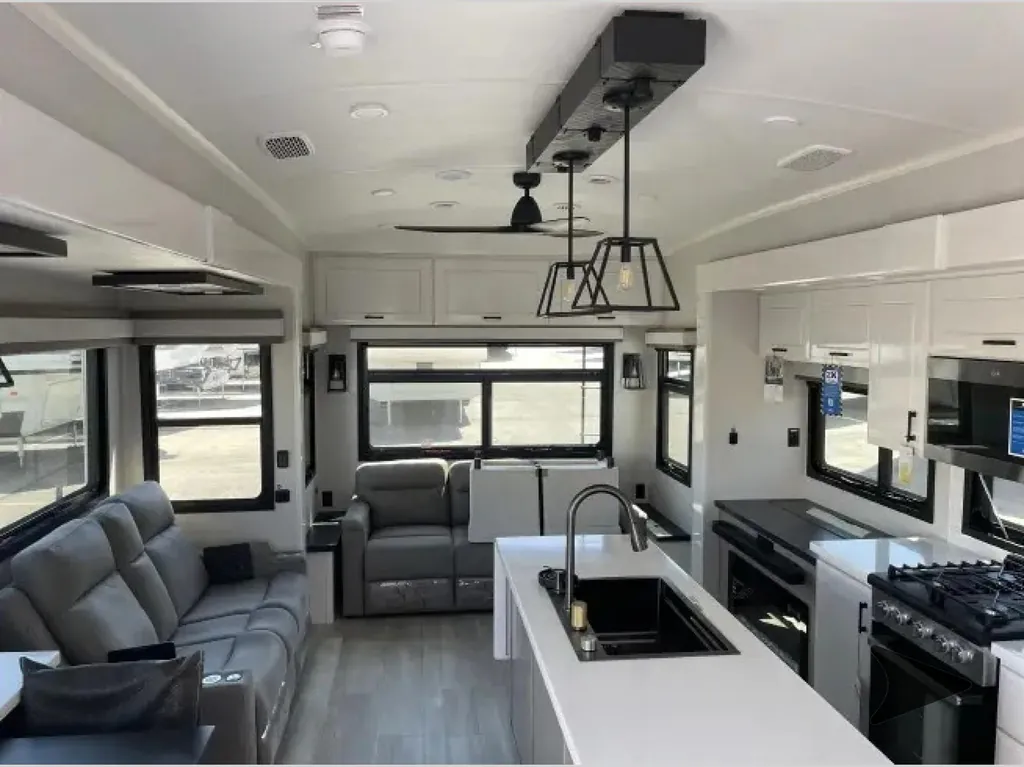 2026 Jayco Pinnacle 36FBTS, Photos photo 10