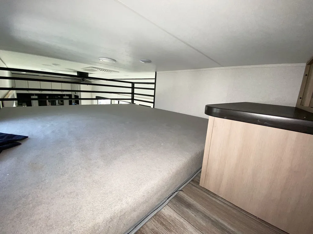 2026 Jayco Jay Flight Bungalow 404LOFT DS, Photos photo 8