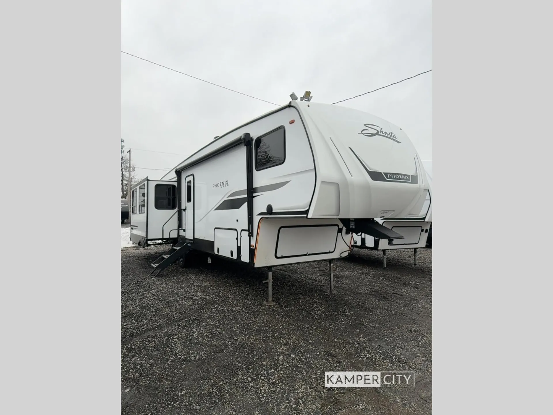 2026 Shasta RVs Phoenix Lite 30BH - Photo 2
