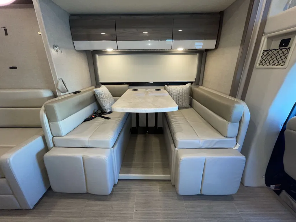 2022 Thor Motor Coach Tiburon 24FB, Photos photo 13