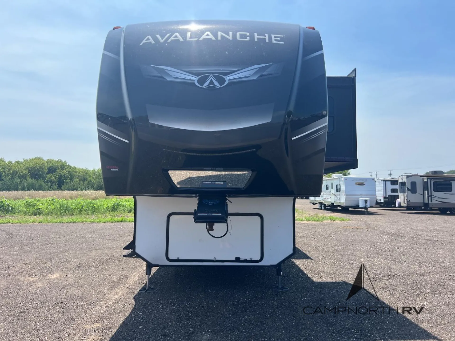 2021 Keystone Avalanche 322RL - Photo 3