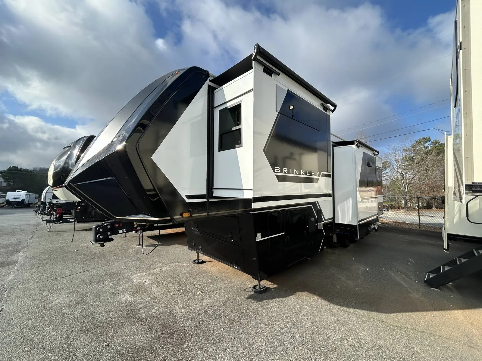 2025 Brinkley MODEL G 3500 - Photo 4