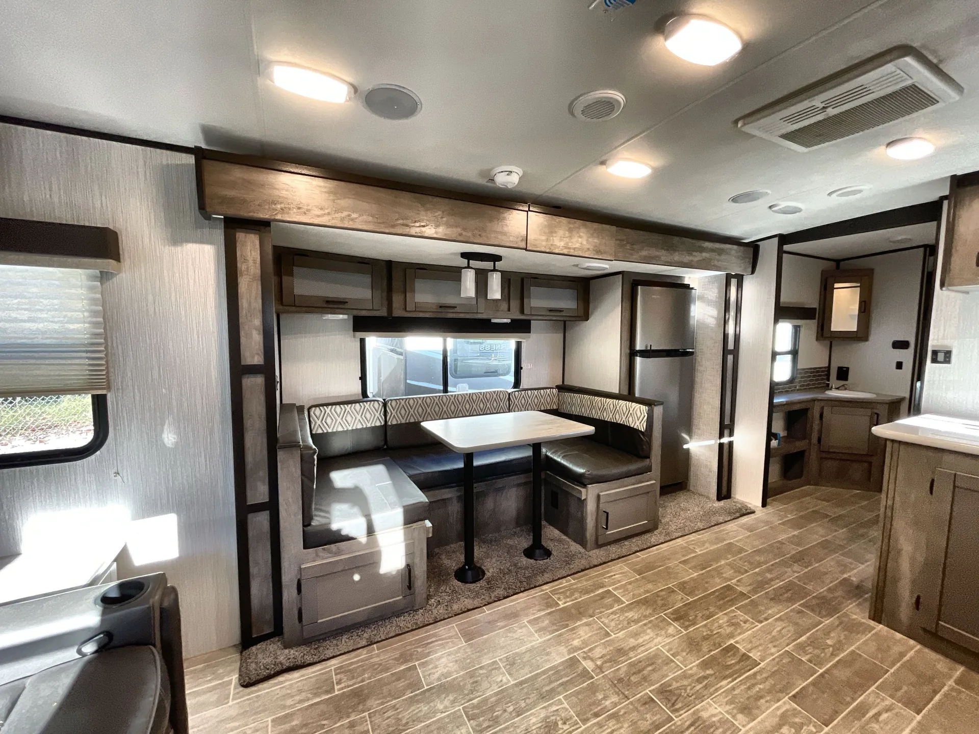 2021 Heartland Wilderness 2500 RL — living area main