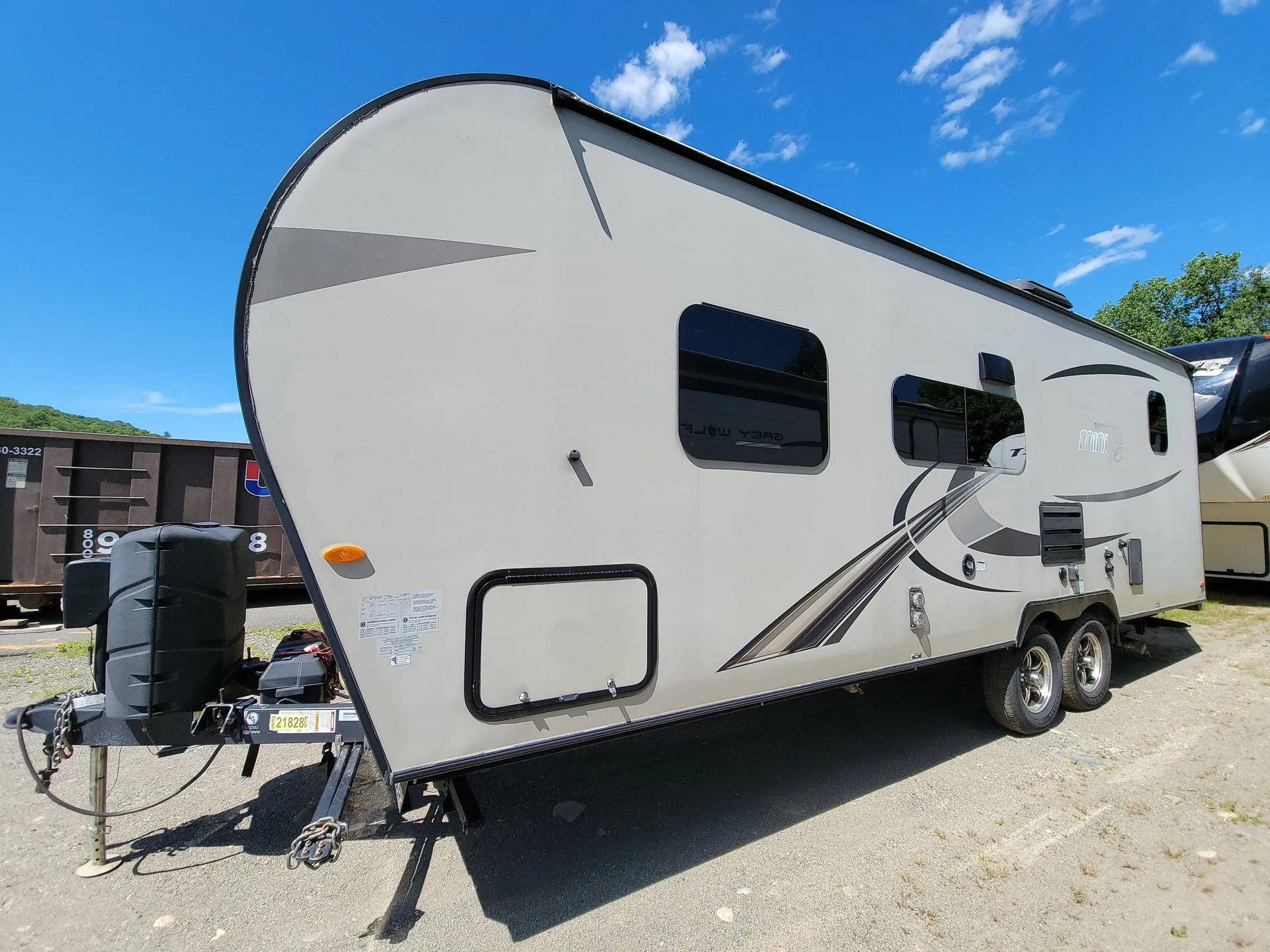 2019 Forest River Rockwood Mini Lite 2508 — off campside