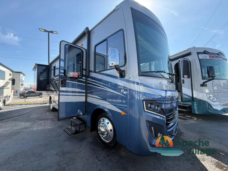 2026 Fleetwood Bounder 35K - Photo 2