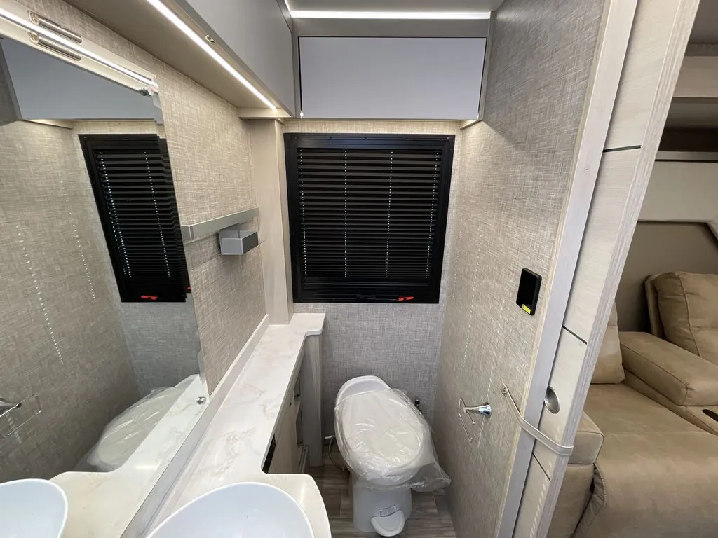 2026 Tiffin Wayfarer 25 XRW, Photos photo 39