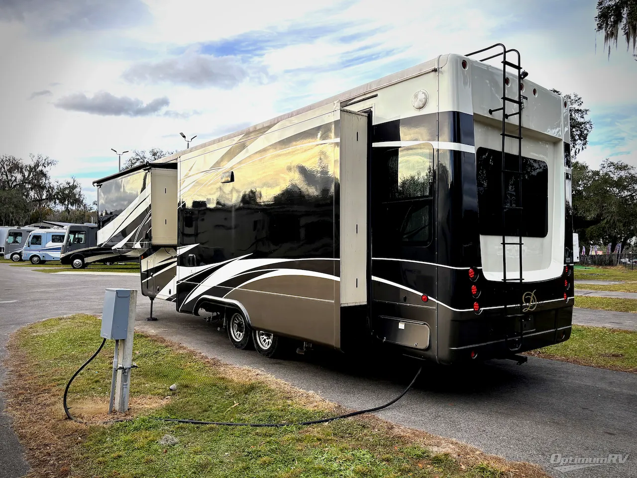 2019 DRV Mobile Suites 36RSSB3 - Photo 4