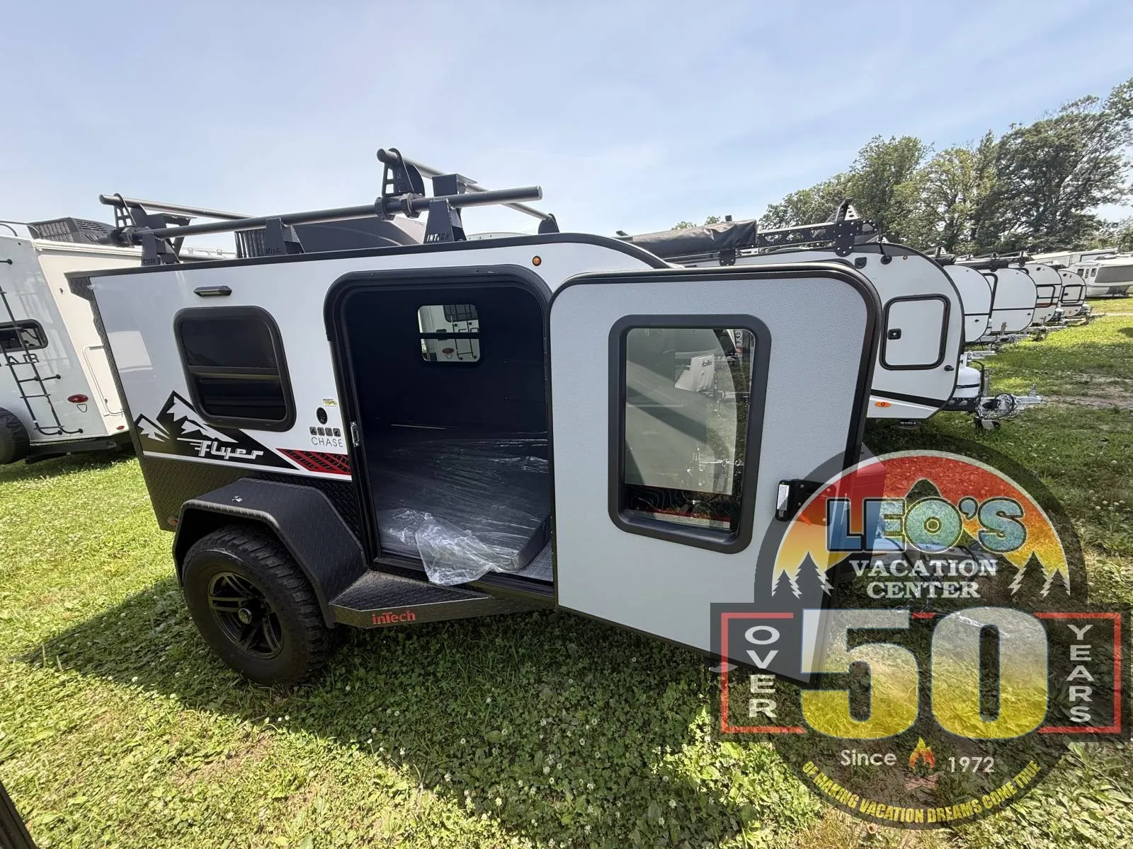 2026 inTech RV Flyer Chase - Photo 2
