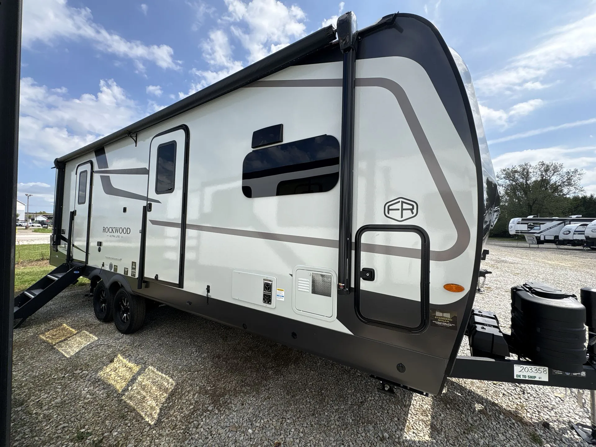 2027 Forest River Rockwood Ultra Lite 2608BS — Photo 5