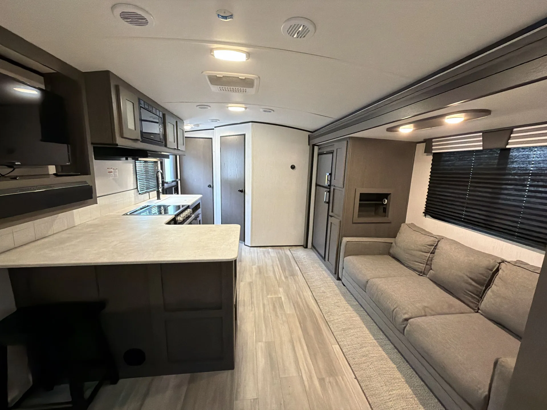 2022 Cruiser RV MPG 2100RB — living area main