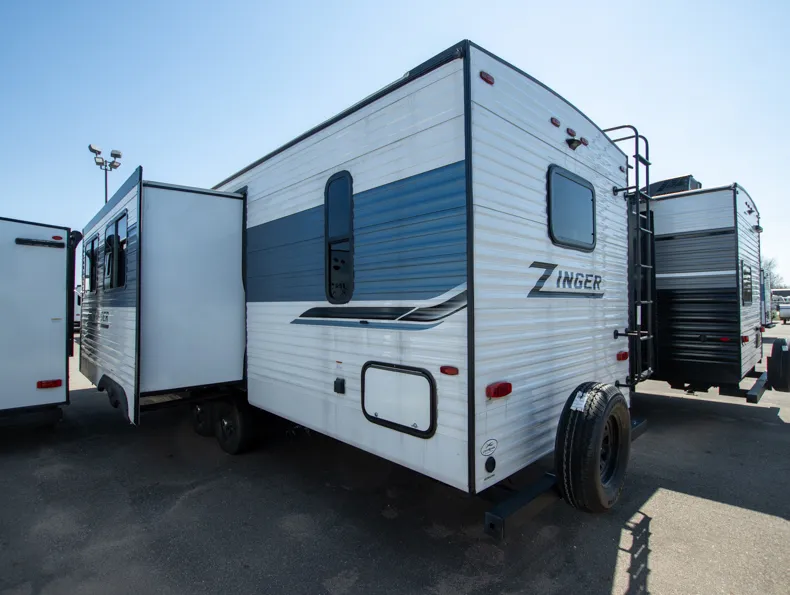 2023 CrossRoads Zinger ZR298FB - Photo 4