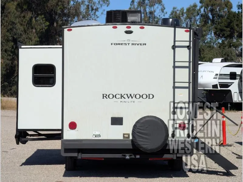 2026 Forest River Rockwood Mini Lite 2205S - Photo 4