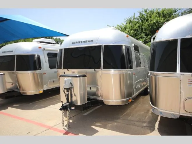 2019 Airstream Flying Cloud 27FB - Photo 4