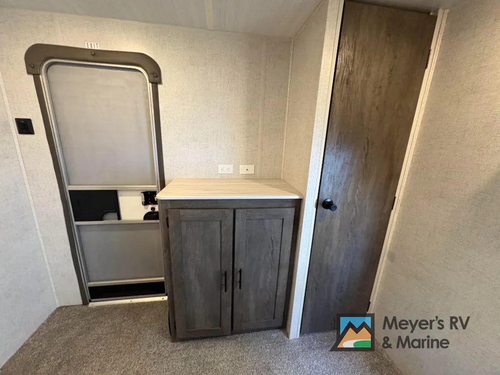 2021 Forest River Wildwood 36VBDS, Photos photo 22