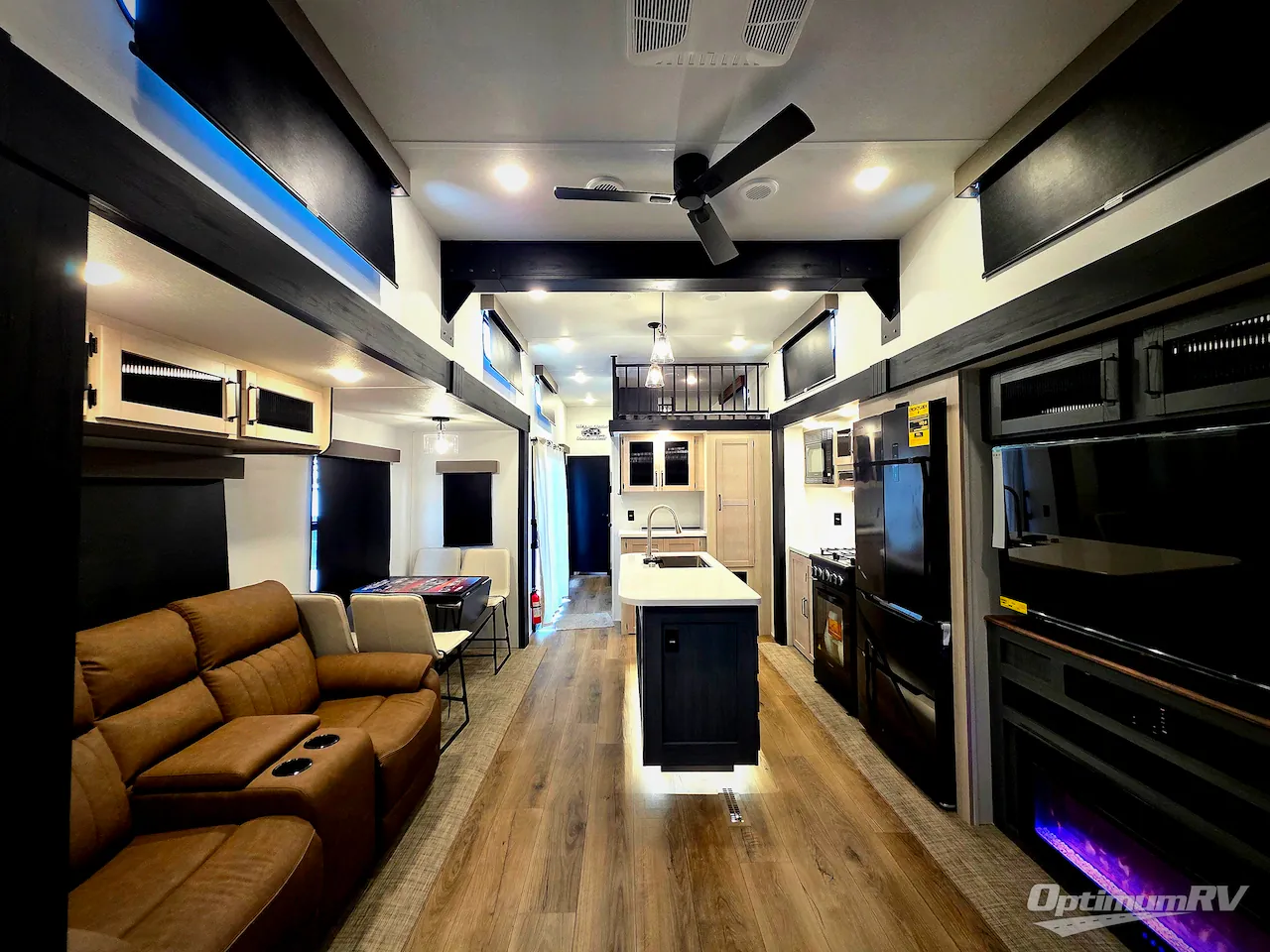 2027 Forest River Puma Vista 402LFT — Photo 5