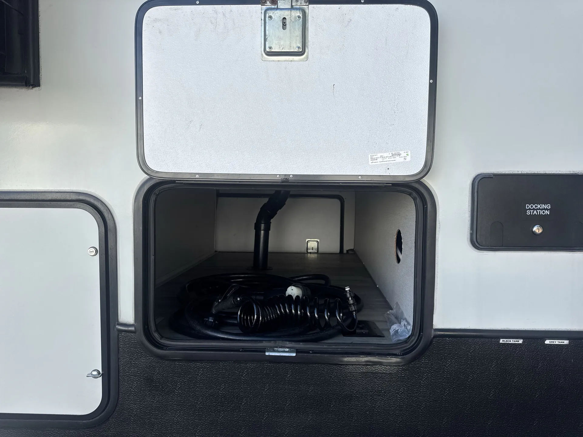 2021 Keystone Sprinter 30RL — living area main