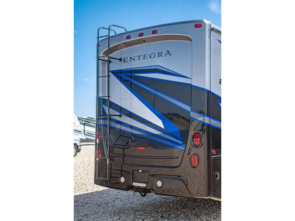 2027 Entegra Coach Emblem 36U, Photos photo 47