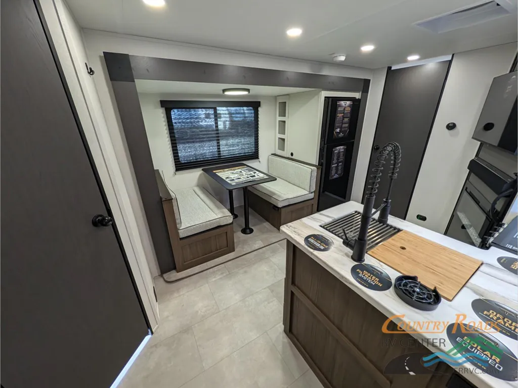 2027 Forest River Tracer 230BH, Photos photo 10