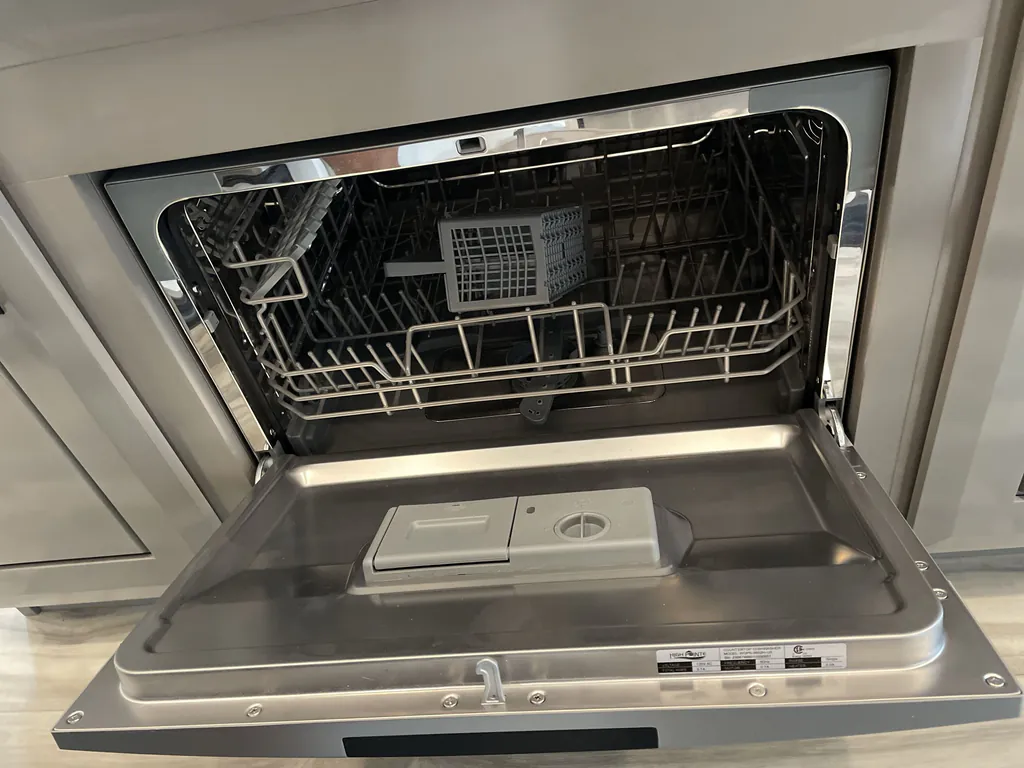 2024 Jayco Pinnacle 36FBTS, Photos photo 37