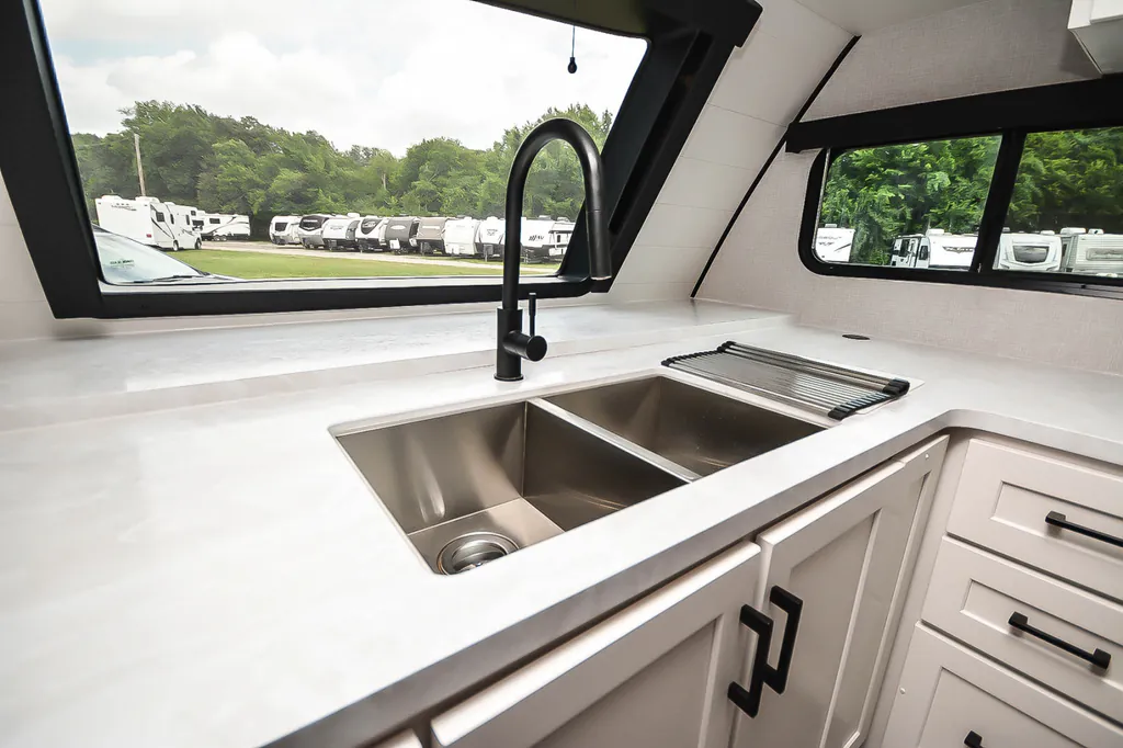 2025 Jayco Jay Feather 26FK, Photos photo 8