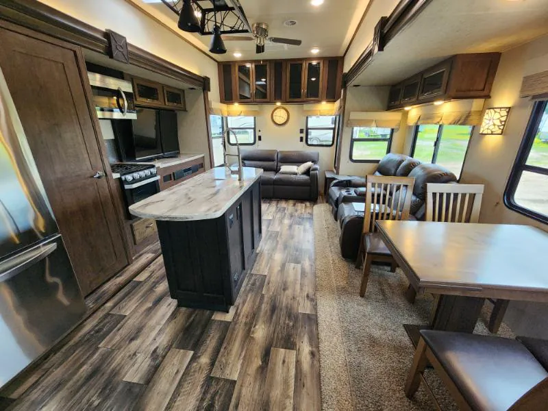 2019 Forest River Sierra Destination 399LOFT, Photos photo 31