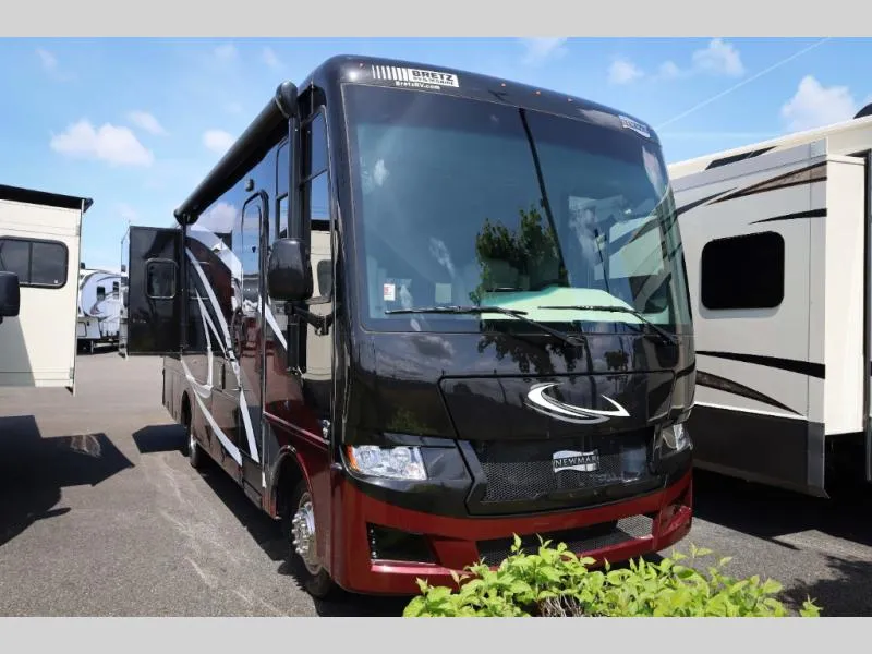 2022 Newmar Bay Star Sport 2702 - Photo 2