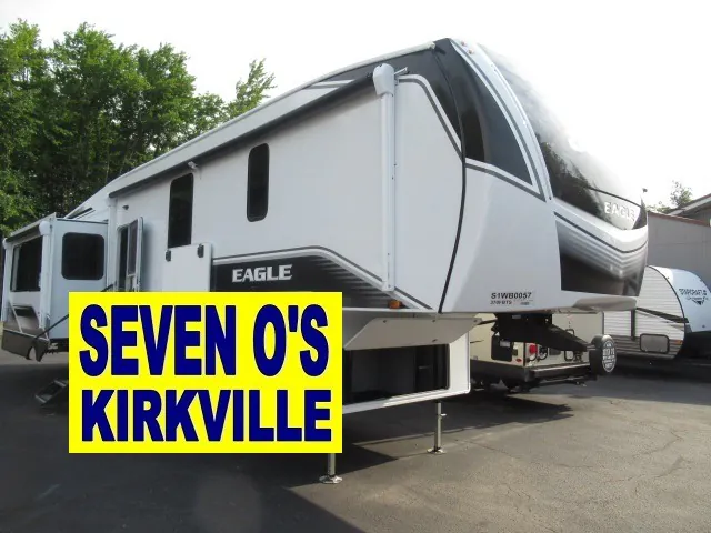 2025 Jayco Eagle 370FBTS - Photo 2